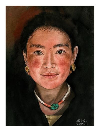Nữ dân tộc Tạng