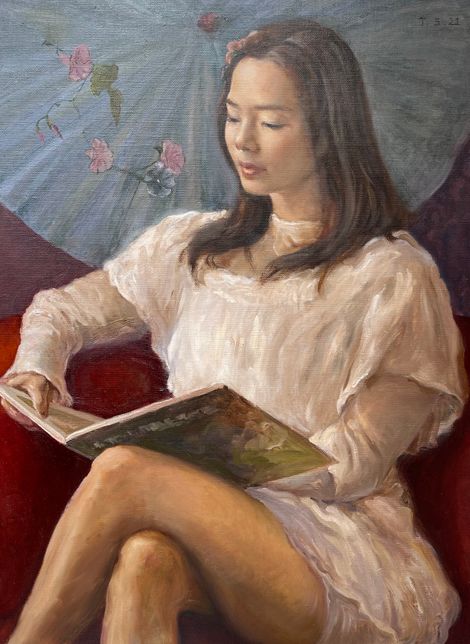 Thiếu nữ đọc sách